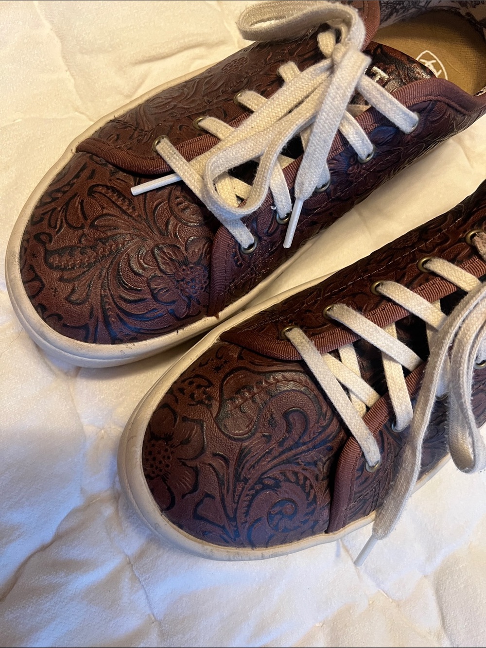 ARIAT Tooled Leather Platform Tennies 9 - Picture 6 of 6